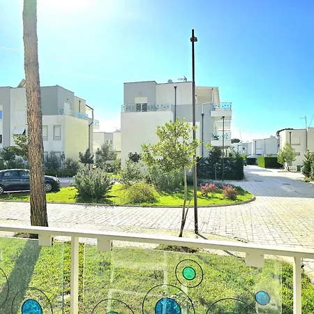 Apartment Sunny - 147 Durres
