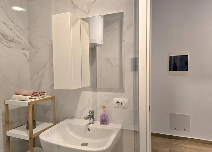 Sunny - 147 公寓 *